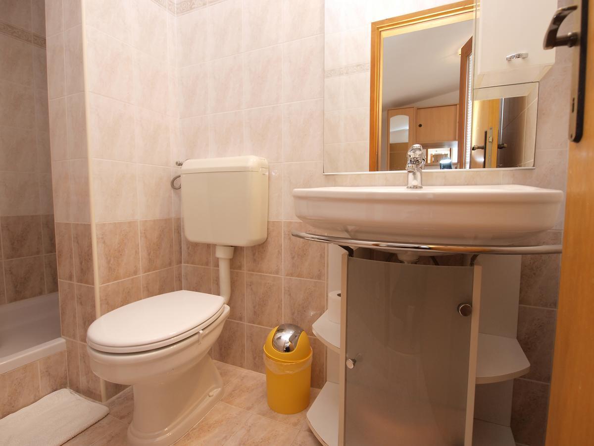 Apartments Milan 1048 罗维尼 外观 照片