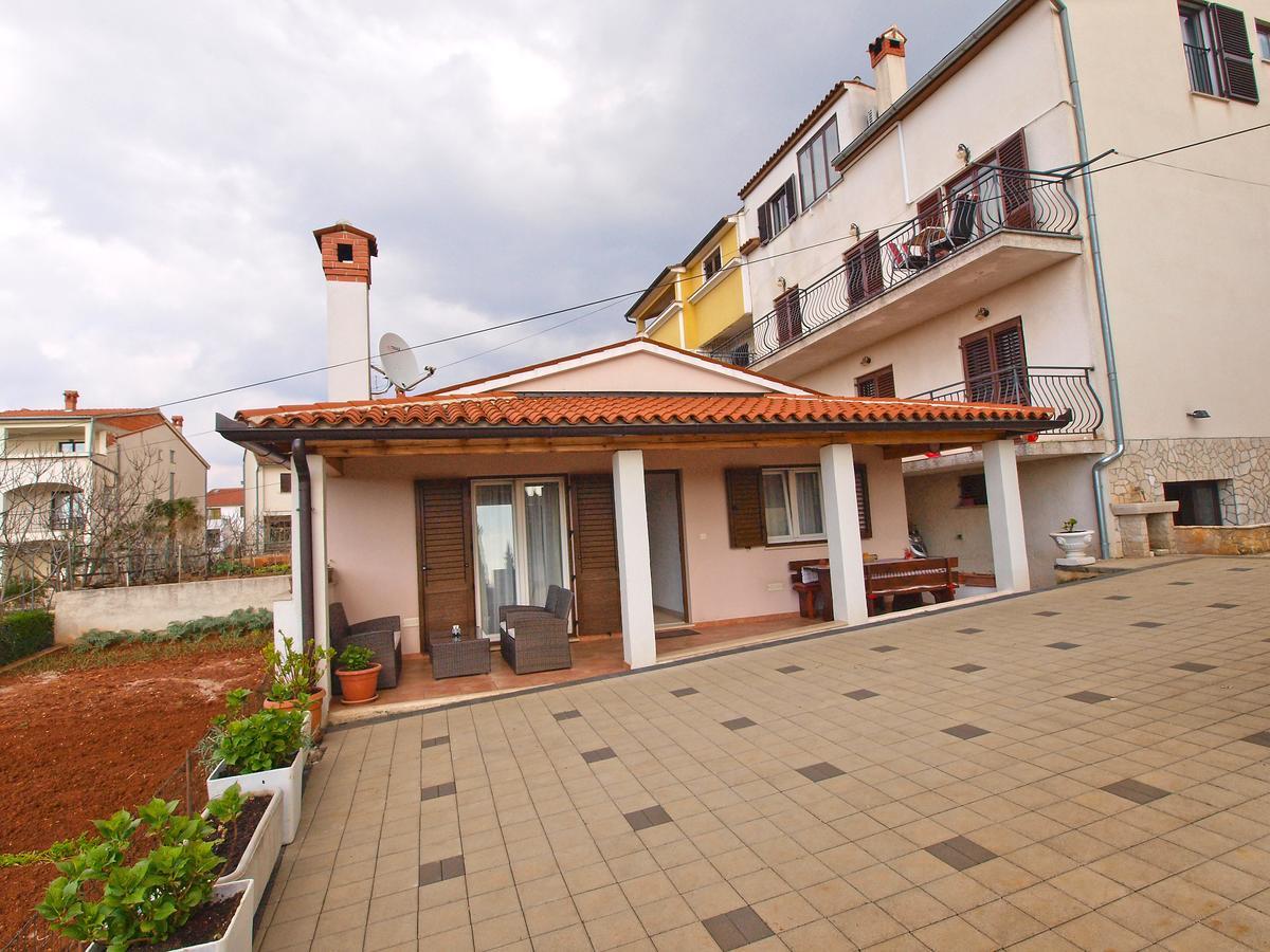 Apartments Milan 1048 罗维尼 外观 照片