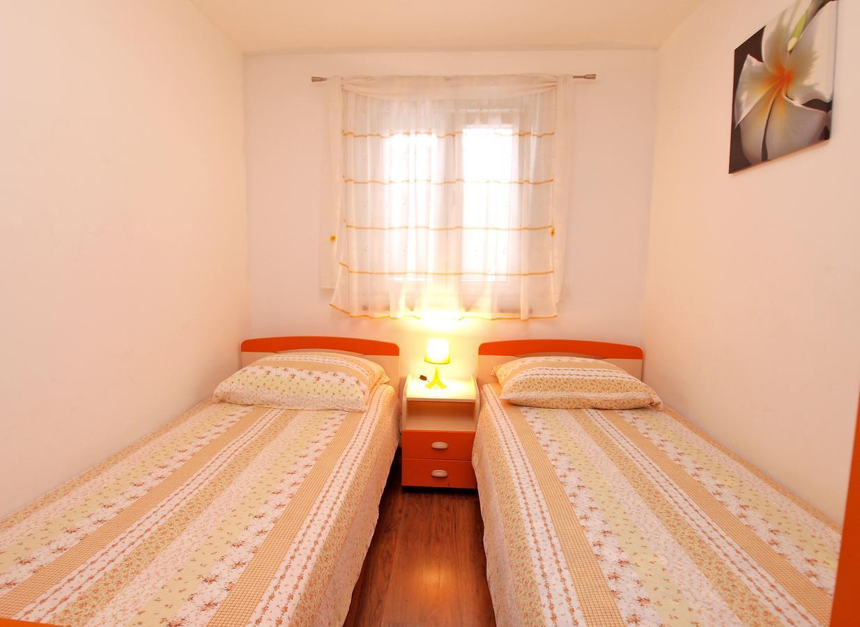 Apartments Milan 1048 罗维尼 外观 照片